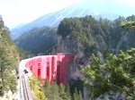 Regional Express St. Moritz-Chur auf dem Landwasser Viadukt, gefilmt vom Aussichtspunkt 24.09.2009