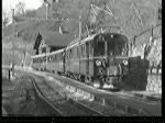 RhB Nr. 32 (ABe 4/4) am 9. Mrz 1994 mit einem Extrazug fr die DGEG auf dem Weg nach Arosa. Unterwegs Begegnung mit RhB Nr. 483 (ABDe 4/4).