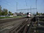 Verfolgungsrennen! Der Regiozug verlsst den Bhf. Rupperswil-Aargau, dicht gefolgt vom TGV aus Zrich, der nach Paris unterwegs ist. 18.10.2011