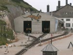 N�SBB 11 f�hrt am 04.08.2012 von der Bergstation Hochschneeberg talw�rts, und h�lt als n�chstes in der Hst.