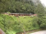 Am 07.Juni 2017 war auf der Chaoping Line der Alishan Forest Railway (AFR) die DL31 mit den Holzkastenwagen der Type TC im Einsatz.