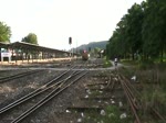 ALS 4119 fhrt am Abend des 11. Juni 2011 mit einem Zementwagen-Ganzzug aus dem Bahnhof Pak Chong in Richtung Nakhon Ratchasima aus.