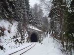 T 466 2201 ist am 01.02.14 bei der Ausfahrt des Tunnels in Vysoka Pec zu sehen.