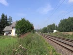 753 720-2 und 753 719-4 mit einem Kesselzug am 22.07.16 in Chotikov.