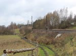 An diesem Wochenende ist das Elbtal wieder gesperrt. Deshalb fahren die Züge wieder die Umleitung über Cheb/Cz und das Vogtland. Hier sind 753 729-3 und 753 725-1 (AWT) am 18.11.17 in Chotikov zu sehen. 