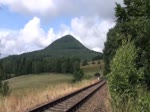 auf der Strecke von Česká Lípa nach Rumburk über Jedlova verkehrten noch bis vor kurzem die Schnellzüge mit den Vindobona-Triebwagen der Reihe 854, hier eine Aufnahme aus dem