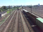 372 012 zieht am 27.07.09 einen Containerzug in den Rbf Dresden-Friedrichstadt.