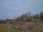 230 041 und 230 042 fahren am 11.04.15 durch Chotikov.