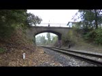 Am 27.09.25 fand das 140 jährige Streckenjubiläum (Cheb-Hranice v Čechách) statt. 354 195 ist hier als Os 92602 in der Ausfahrt Hazlov zu sehen.