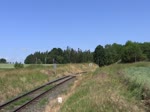 T 478 1146 (749 146) fuhr am 24.06.23 einen Sonderzug von Slaný nach Bochov.
Hier ist der Zug bei Chyše zu sehen.
