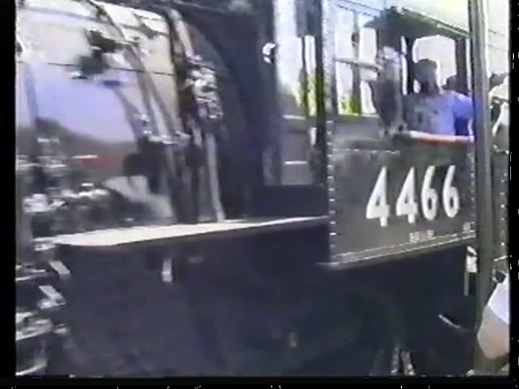 UP 4466 am 4. Mai 1991 bei der Railfair '91 in Sacramento (CA) mit Publikumsfahrten.