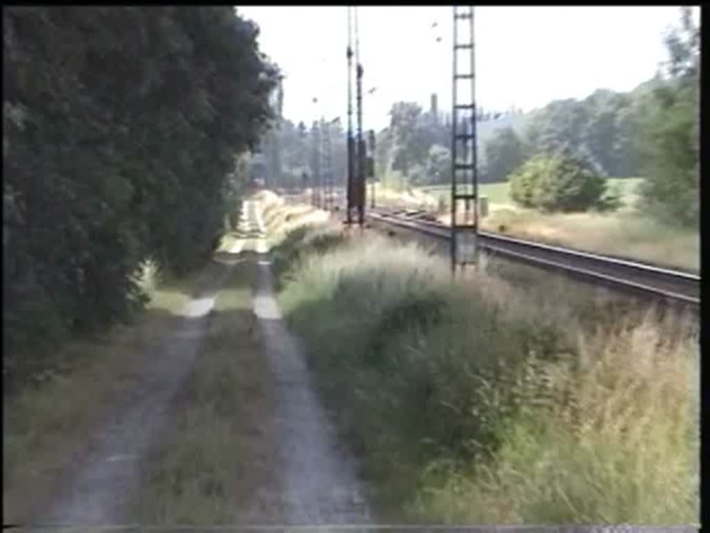 Zugbetrieb am Sonntagnachmittag am Niederrhein: 1. 429ziger(ET 7.XX)/ 2.422ziger und zum Schlu X-Wagen mit 143ziger. 4.7.2010